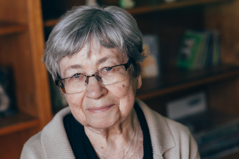 Lastekirjanik Aino Pervik, foto Dimitri Kotjuhh