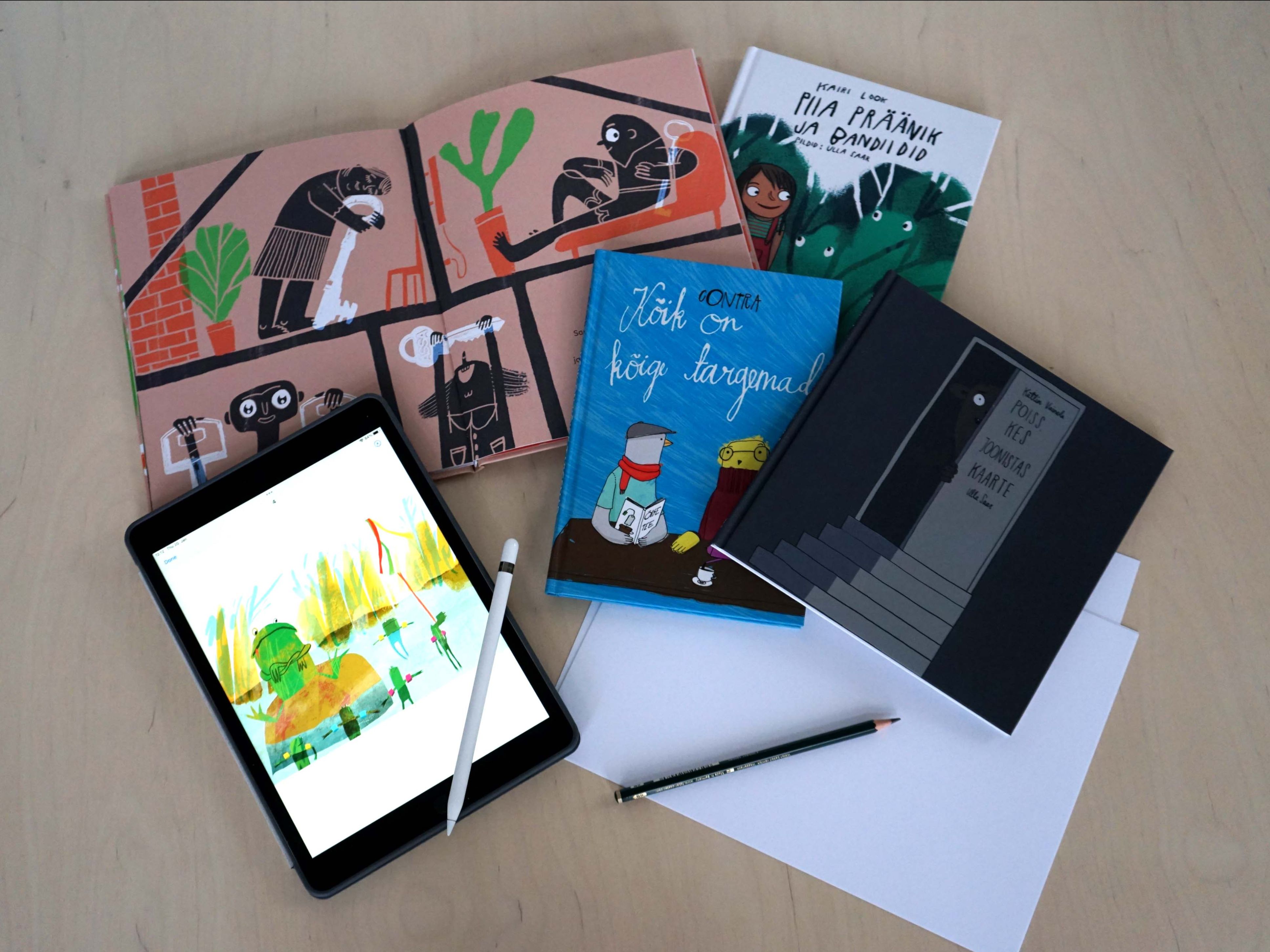 Ulla Saare illustreeritud raamatud ja tema töövahendid