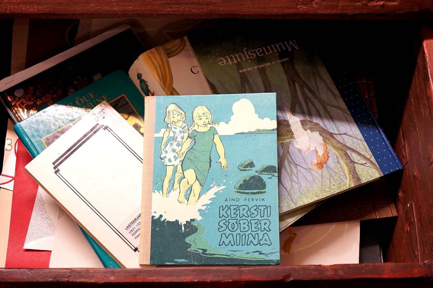 Aino Perviku lasteraamat, Kersti sõber Miina