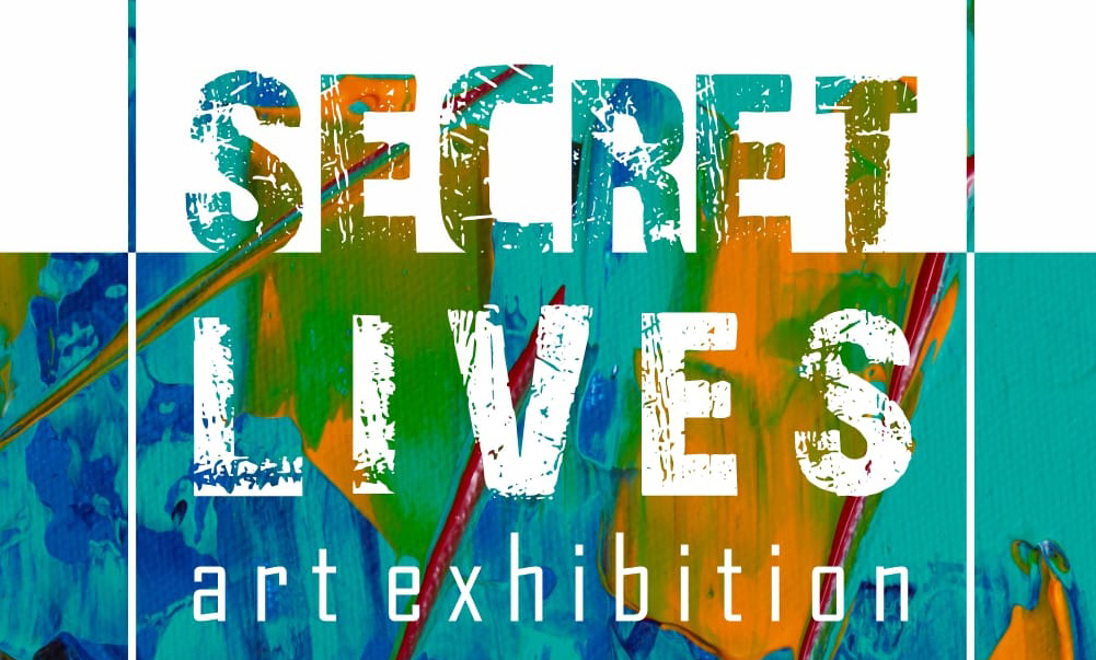 Pere uurib koos raamatut