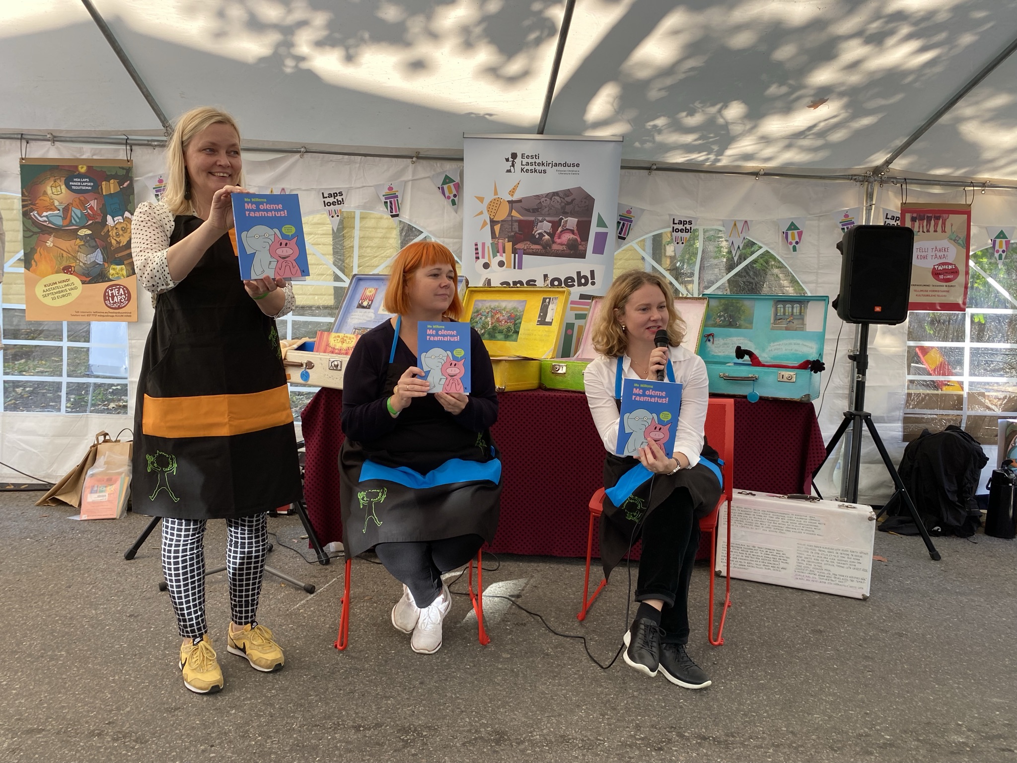 Näituse, Joostes huntidega, tööd Läti Rahvusraamatukogus