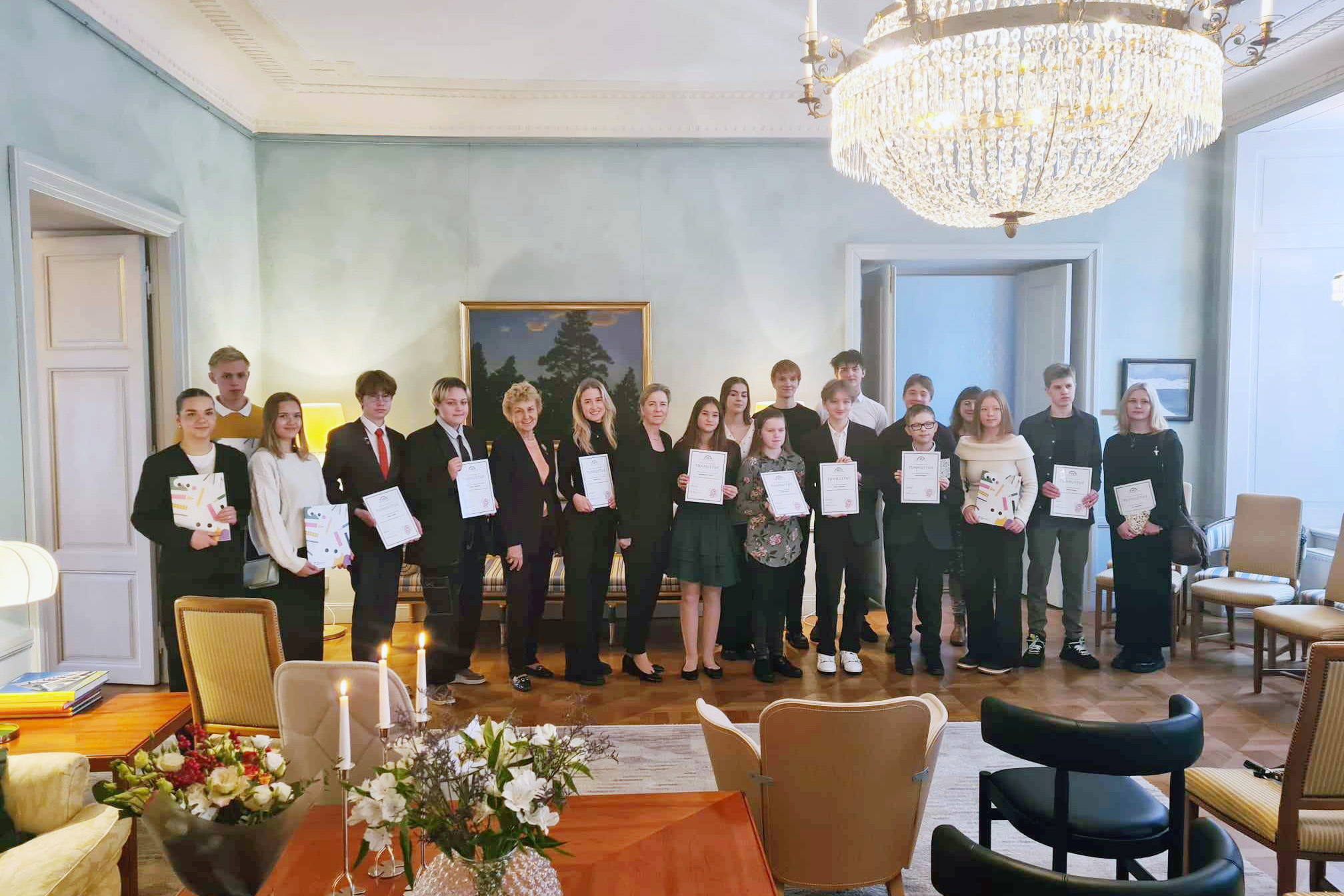 Pere uurib koos raamatut