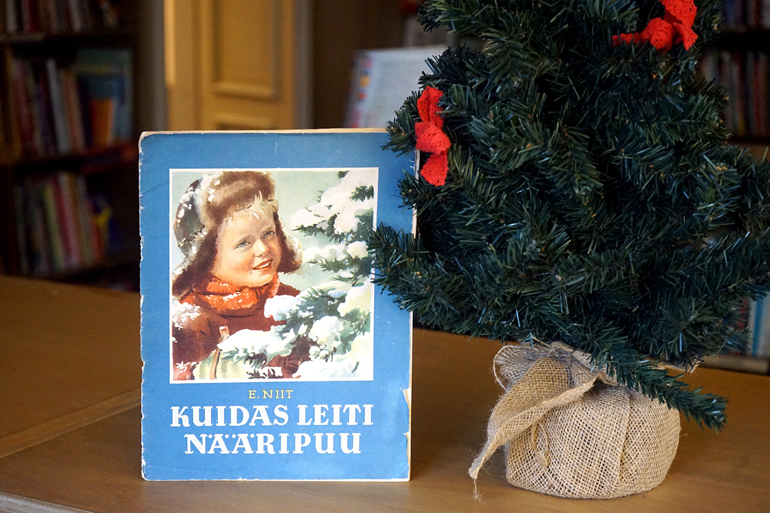 Ellen Niidu raamat, Kuidas leiti nääripuu